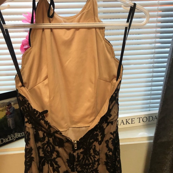 lace dress black and tan - Picture 4 of 4